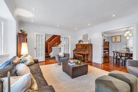 Photo 6 at 453 Oriole Parkway, Eglinton, Toronto