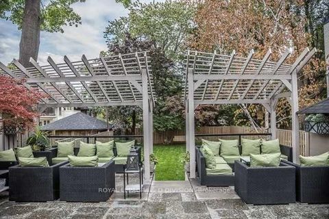 Photo 37 at 453 Oriole Parkway, Eglinton, Toronto