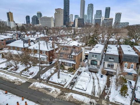 Photo 43 at 453 Oriole Parkway, Eglinton, Toronto