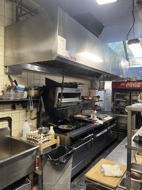 Photo 4 at 3401 Yonge Street, Lawrence Park North, Toronto