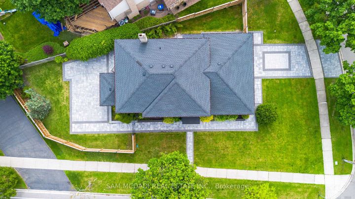 Photo 41 at 2535 Robin Drive, Sheridan, Mississauga