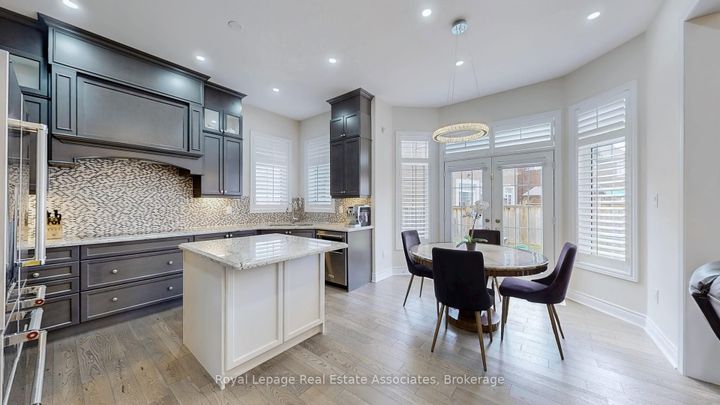 Photo 10 at 212 Niagara Trail, Georgetown, Halton Hills