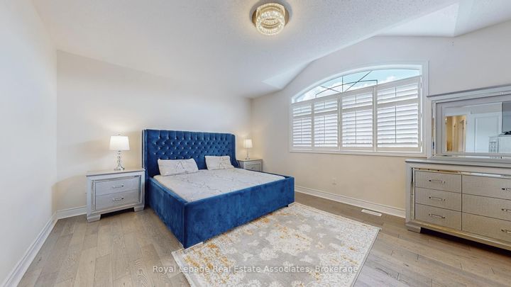 Photo 19 at 212 Niagara Trail, Georgetown, Halton Hills