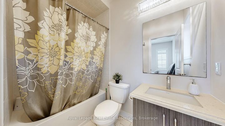 Photo 26 at 212 Niagara Trail, Georgetown, Halton Hills