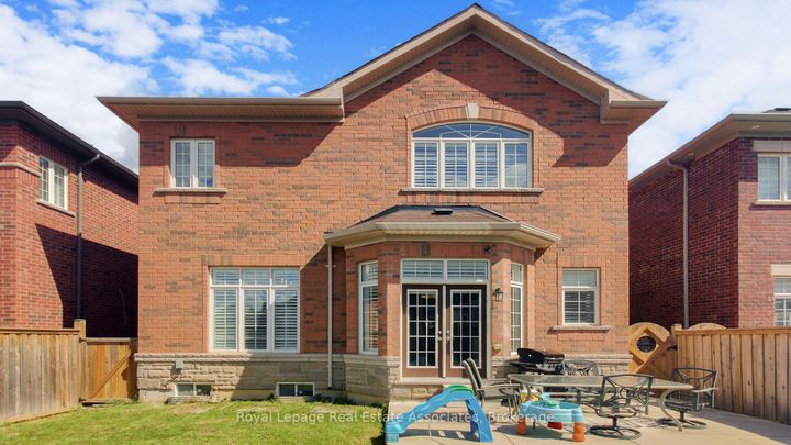 Photo 36 at 212 Niagara Trail, Georgetown, Halton Hills