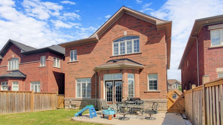 Photo 37 at 212 Niagara Trail, Georgetown, Halton Hills