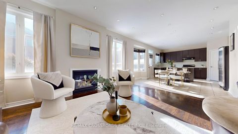 Photo 6 at 122 Destino Crescent, Vellore Village, Vaughan