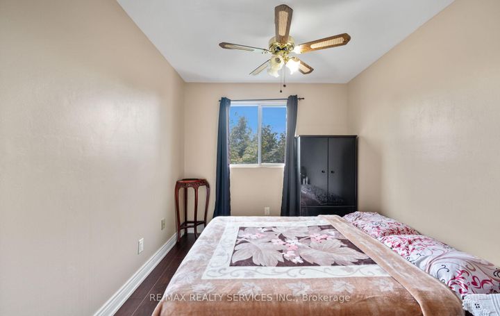 Photo 24 at 124 - 124 Baronwood Court, Brampton North, Brampton