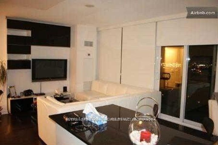 Photo 4 at 3004 - 2240 Lakeshore Boulevard W, Mimico, Toronto