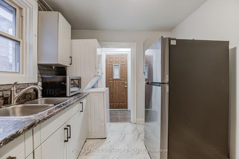 Photo 16 at 290 Coronation Drive, West Hill, Toronto