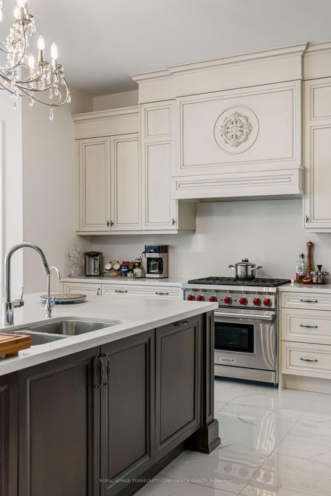 Photo 5 at 23 Macmurchy Avenue, Nobleton, King