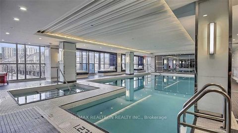 Photo 11 at 1621 - 9471 Yonge Street, Observatory, Richmond Hill