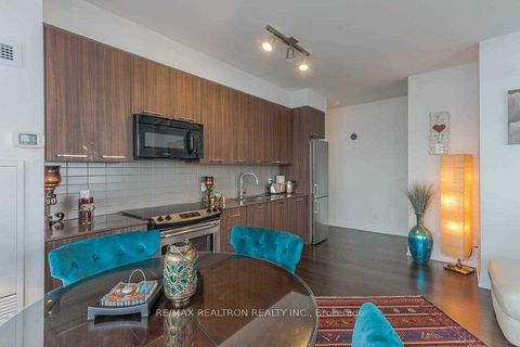 Photo 16 at 1621 - 9471 Yonge Street, Observatory, Richmond Hill