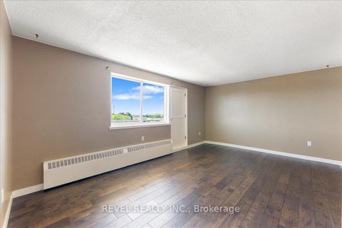 Photo 3 at 508 - 936 Glen Street, Lakeview, Oshawa