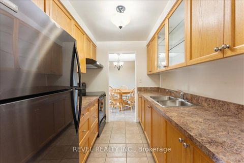 Photo 9 at 508 - 936 Glen Street, Lakeview, Oshawa