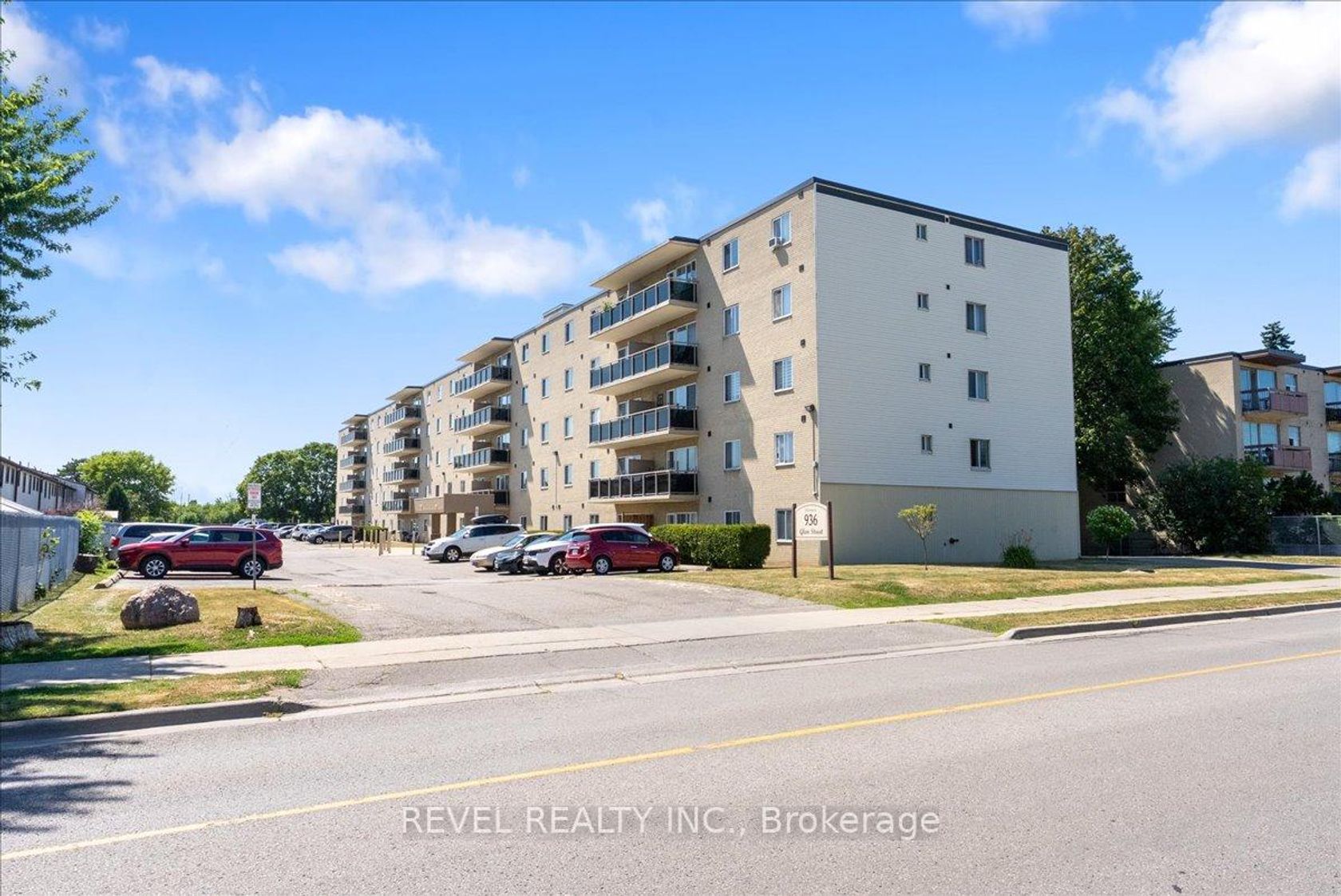 508 - 936 Glen Street, Lakeview, Oshawa 