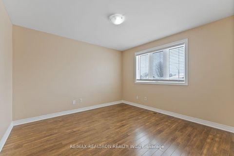 Photo 23 at 115 James Street, Ardagh, Barrie