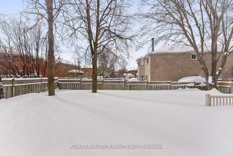 Photo 26 at 115 James Street, Ardagh, Barrie