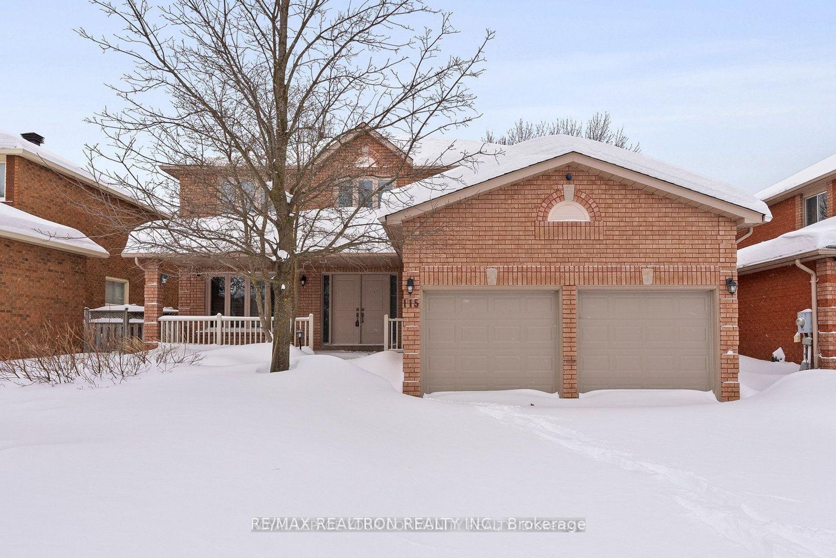 115 James Street, Ardagh, Barrie photo number 2