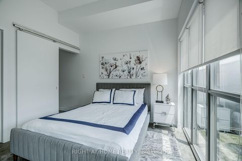 Photo 14 at 409 - 569 King Street E, Moss Park, Toronto