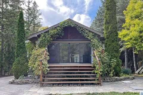 Photo 31 at 15 Old Church Road, Rural King, King