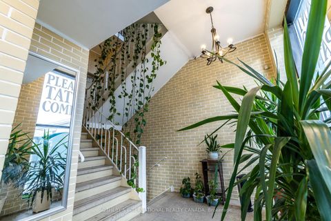 Photo 13 at 3310 Yonge Street, Lawrence Park North, Toronto