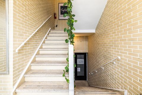 Photo 15 at 3310 Yonge Street, Lawrence Park North, Toronto