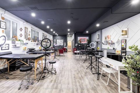 Photo 17 at 3310 Yonge Street, Lawrence Park North, Toronto