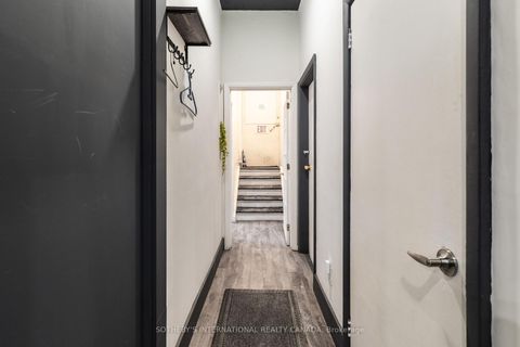 Photo 23 at 3310 Yonge Street, Lawrence Park North, Toronto