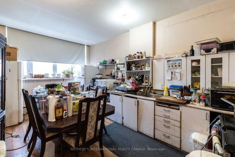 Photo 32 at 3310 Yonge Street, Lawrence Park North, Toronto