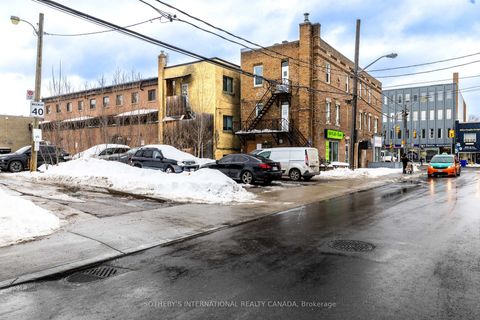 Photo 34 at 3310 Yonge Street, Lawrence Park North, Toronto