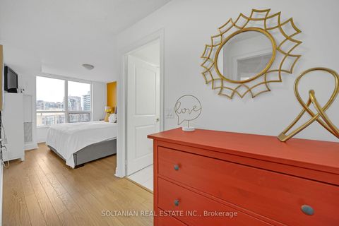 Photo 8 at 2029 - 500 Doris Avenue, Willowdale East, Toronto