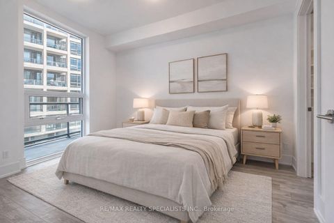 Photo 6 at 920 - 115 Denison Avenue, Chinatown, Toronto