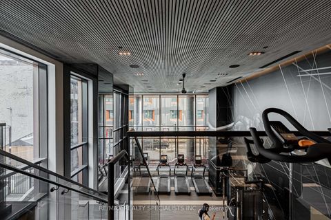 Photo 10 at 920 - 115 Denison Avenue, Chinatown, Toronto