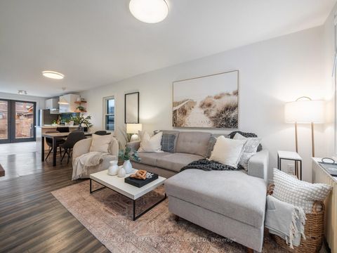 Photo 7 at 74 Chryessa Avenue, Smythe, Toronto