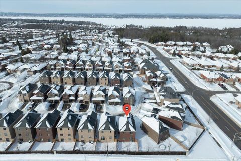 Photo 2 at 11 Bedford Estates Crescent, Bayshore, Barrie