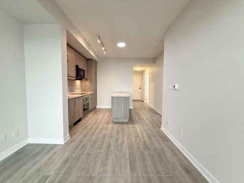 Photo 13 at 1225 - 8119 Birchmount Road, Unionville, Markham