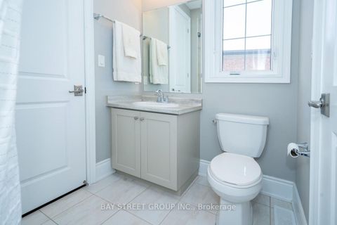 Photo 36 at 39 Cairns Gate, King City, King