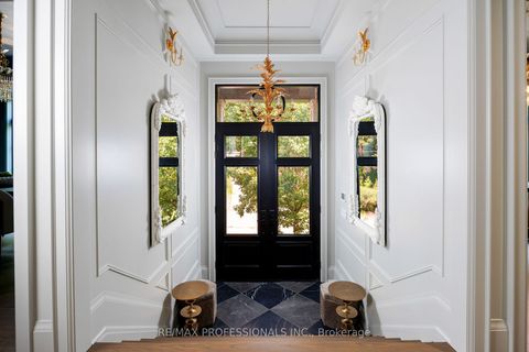 Photo 3 at 30 Dacre Crescent, Swansea, Toronto