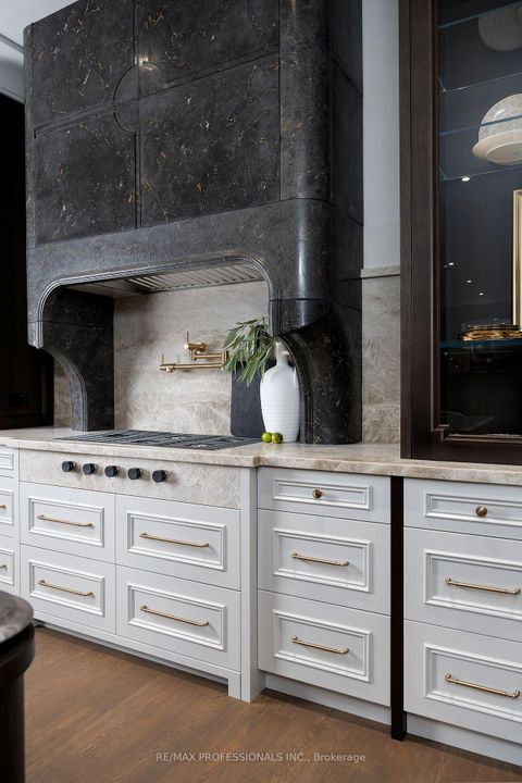 Photo 16 at 30 Dacre Crescent, Swansea, Toronto