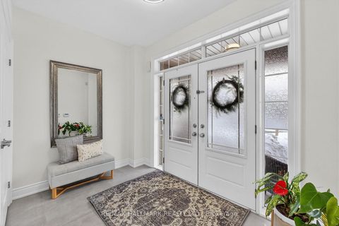 Photo 1 at 23 Wardlaw Place, Vellore Village, Vaughan