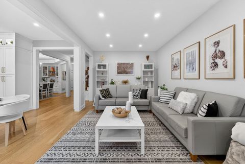 Photo 16 at 23 Wardlaw Place, Vellore Village, Vaughan