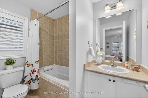 Photo 27 at 23 Wardlaw Place, Vellore Village, Vaughan