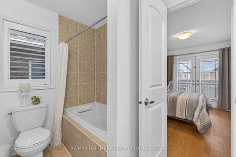 Photo 32 at 23 Wardlaw Place, Vellore Village, Vaughan