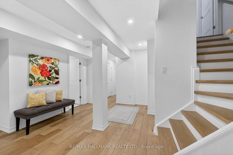 Photo 42 at 23 Wardlaw Place, Vellore Village, Vaughan