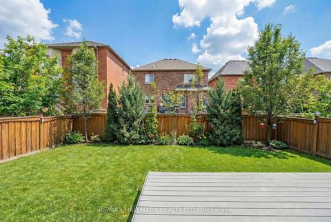 Photo 44 at 23 Wardlaw Place, Vellore Village, Vaughan