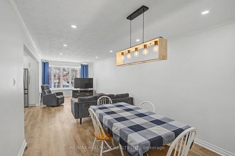 Photo 4 at 37 Avis Crescent, Parkview, Toronto