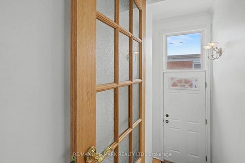 Photo 17 at 37 Avis Crescent, Parkview, Toronto