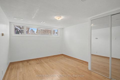 Photo 26 at 37 Avis Crescent, Parkview, Toronto