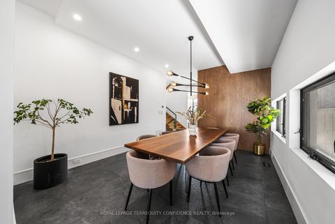 Photo 2 at 299 Hounslow Avenue, Willowdale West, Toronto